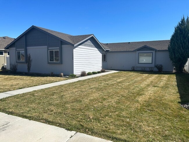 Building Photo - 1586 Meriwether Ave