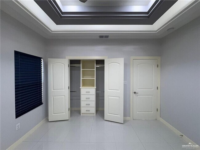 Building Photo - 26 Garman St