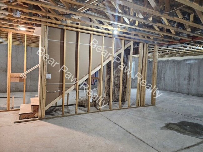 Building Photo - 901 Sonata Lane