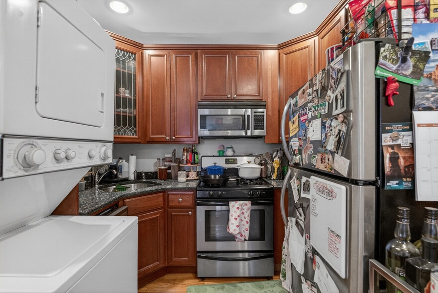 Building Photo - 4234 N Campbell Ave