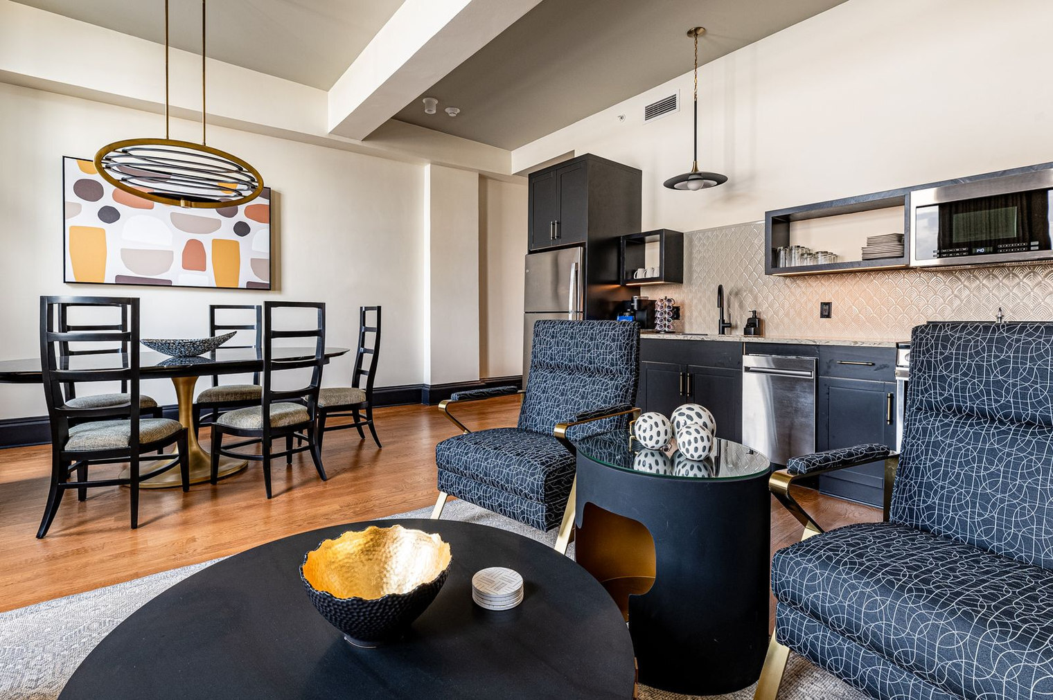 Building Photo - 1011 Canal St