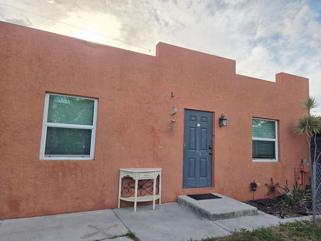 Building Photo - 1281 Sunrise Rd
