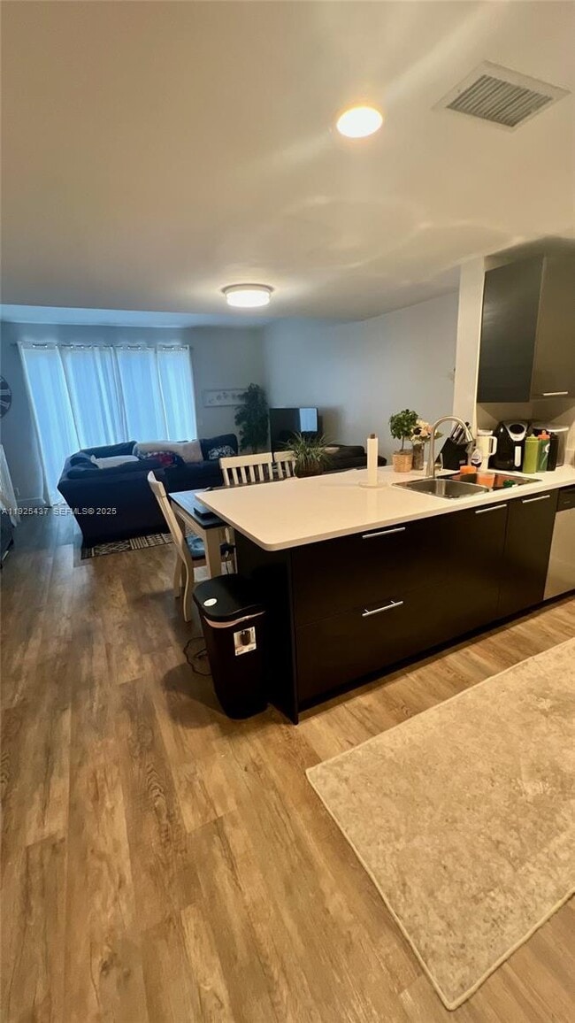 Building Photo - 1436 Barcelona Way