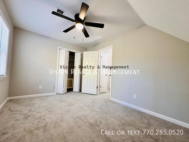 Building Photo - 51 Highland Way