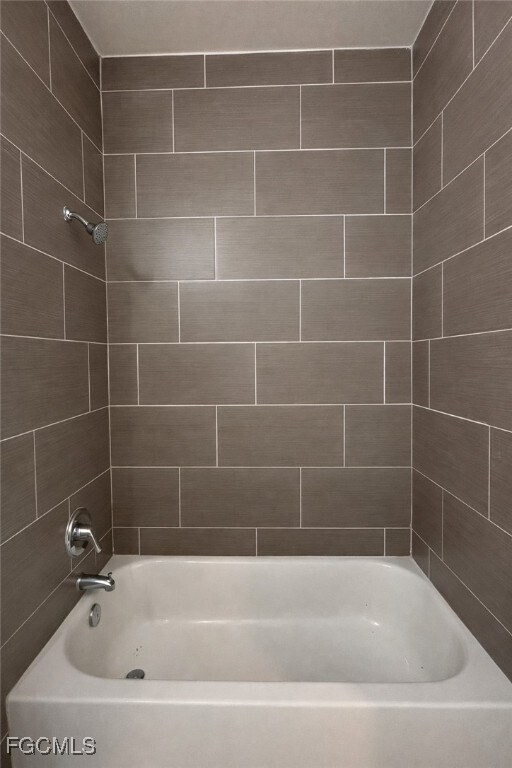 Building Photo - 3325 SW 8th Pl