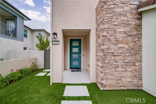 Building Photo - 130 Chorus