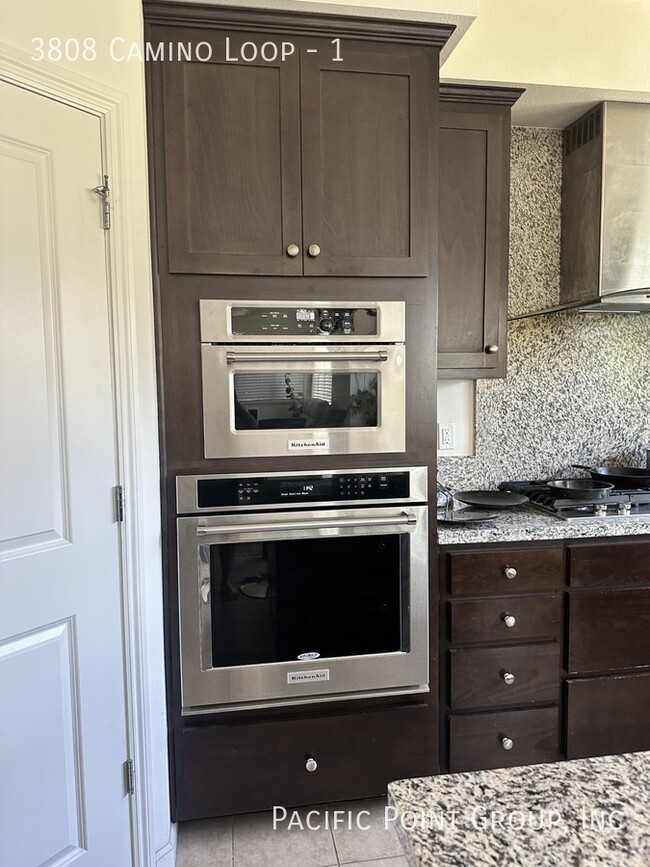 Building Photo - 3808 Camino Lp