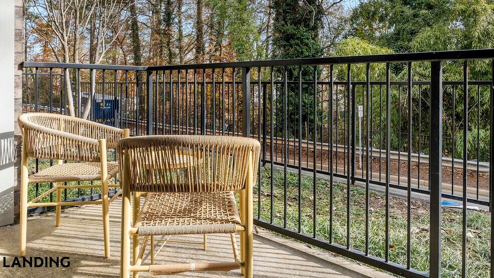 Building Photo - 2550 Blackmon Dr