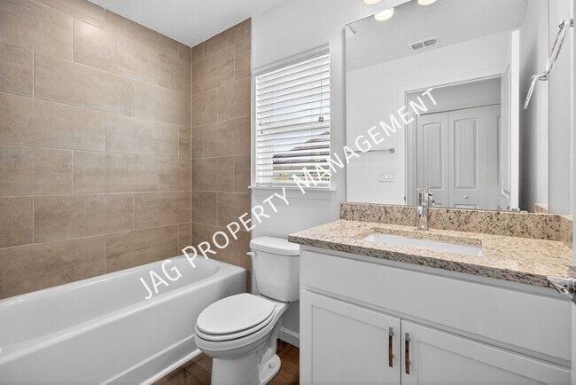 Building Photo - 251 Vin Rose Cir SE