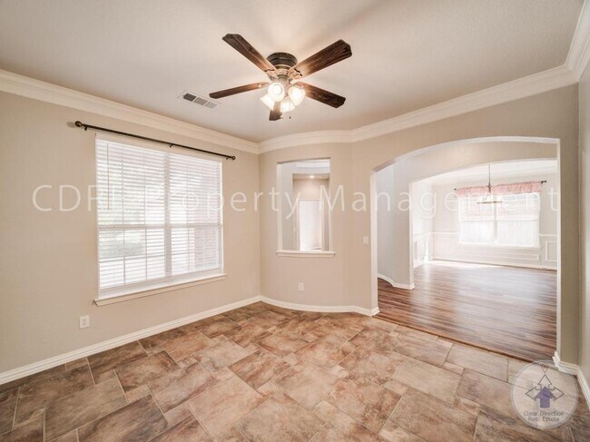 Building Photo - 520 Arcadia Dr