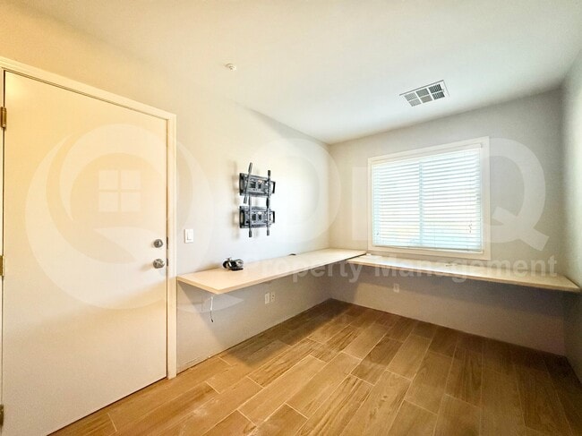 Building Photo - 4144 E Jasper Dr