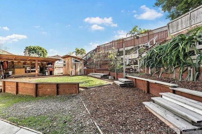 Building Photo - 1570 Avenida De Los Lirios