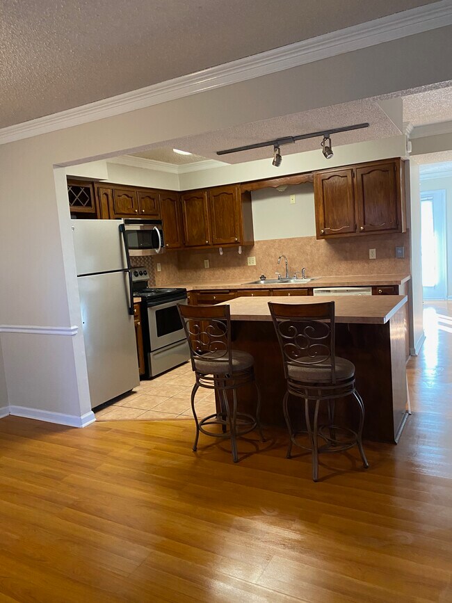 Building Photo - 150 Ocean Dr