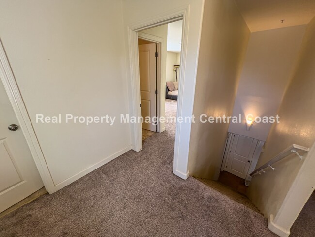 Building Photo - AVAILABLE NOW / SHARED HOME - 2 Bedrooms A...