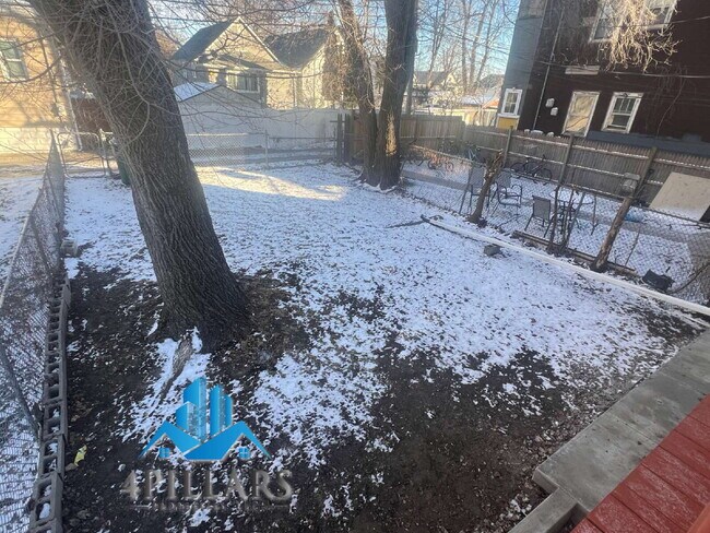 Building Photo - 5647 Sohl Ave