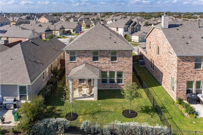 Building Photo - 1000 Danish Cove