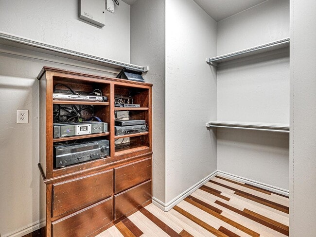 Building Photo - Elegant 3-Bedroom Home in Thornbrooke Village – All Bills Paid