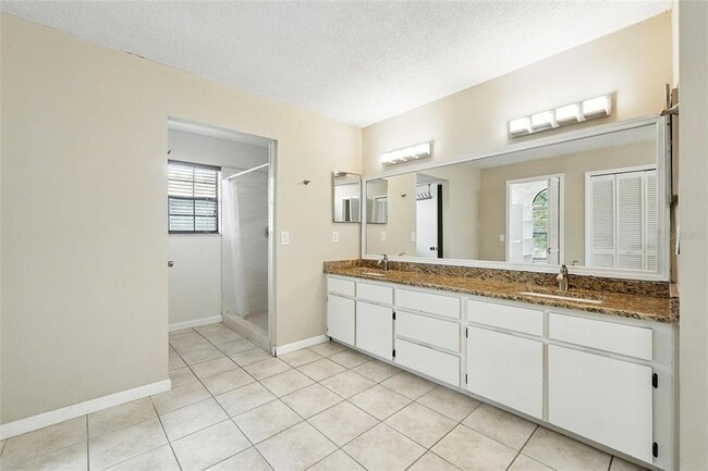 Building Photo - 7925 Tumblestone Dr