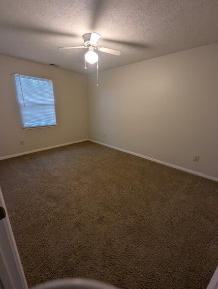 Building Photo - 278 Longfellow Ln