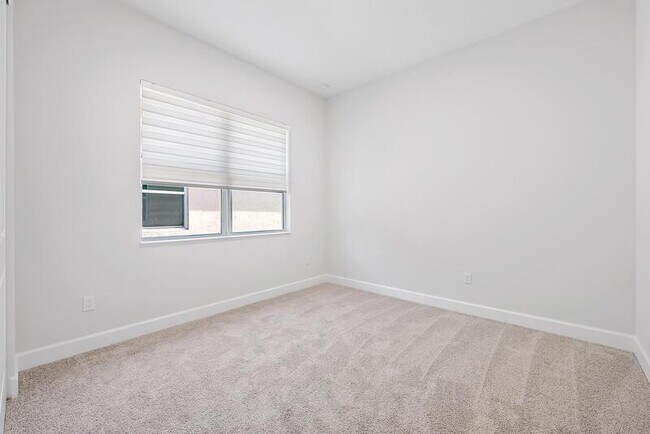 Building Photo - 5432 Pecan Dr