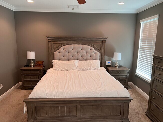 Building Photo - 8283 Calle Mio