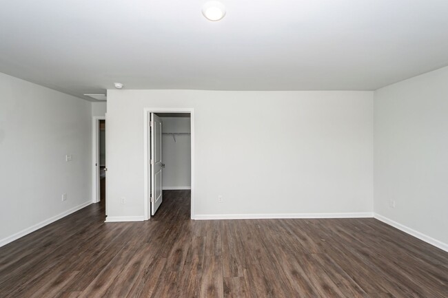 Building Photo - 4 Bedroom 2.5 Bath Home in Cane Bay Planta...