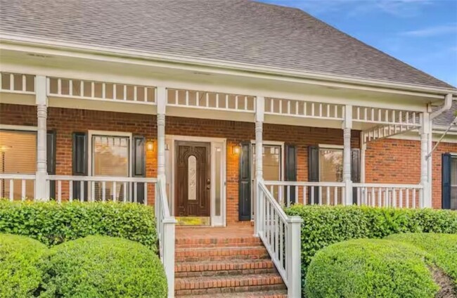 Building Photo - 1408 Aramore Dr SE