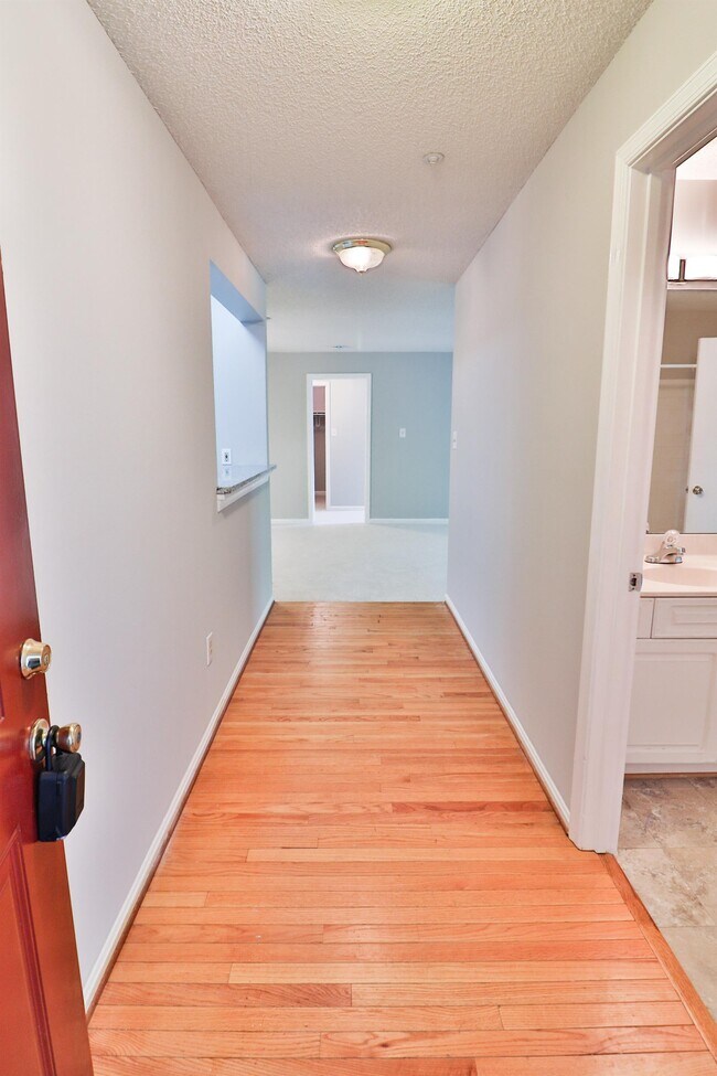 Building Photo - 12902 Churchill Ridge Cir