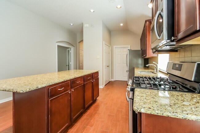 Building Photo - 11127 Overland Trail Dr