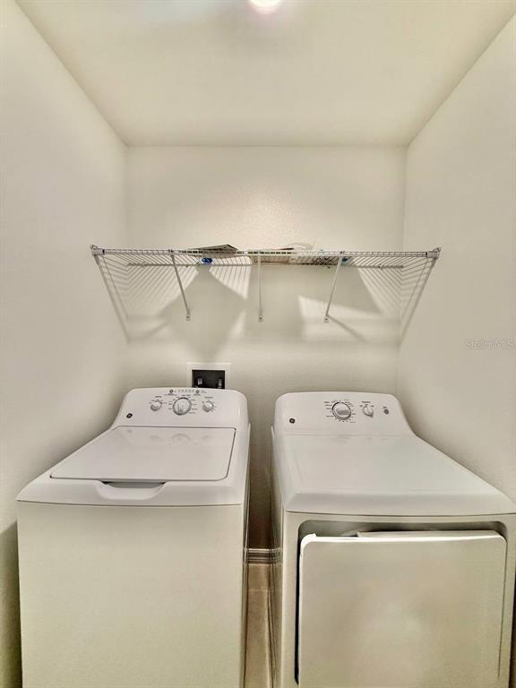 Building Photo - 10409 GOLDEN SANDS Ave