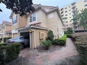 Building Photo - 6302 Daysbrook Dr