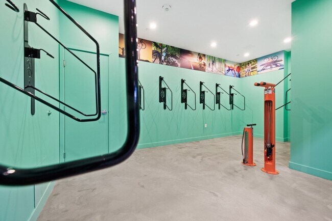 Building Photo - Unit Type: A2 | 1 Bed | 1 Bath
