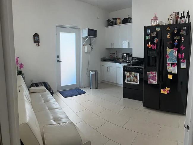 Building Photo - 16070 SW 71st Terrace