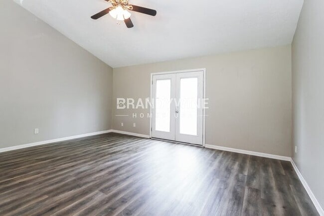 Building Photo - 8825 Royal Meadow Dr