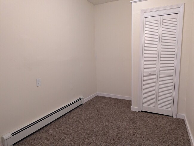 Building Photo - 24 Harvey St