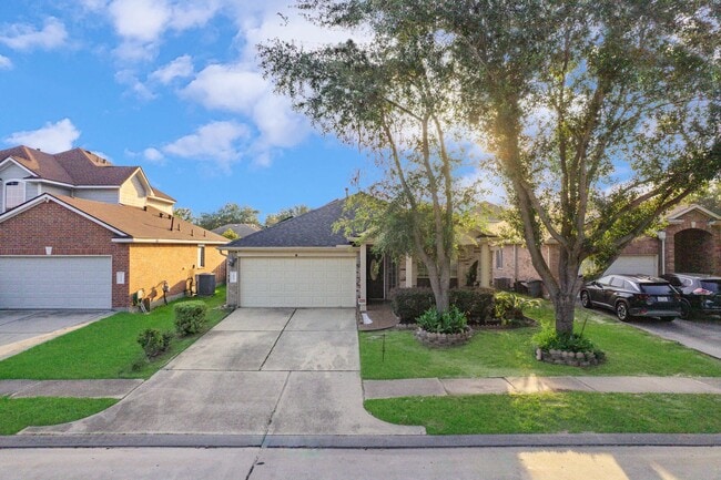 Building Photo - 19943 Black Pearl Ct