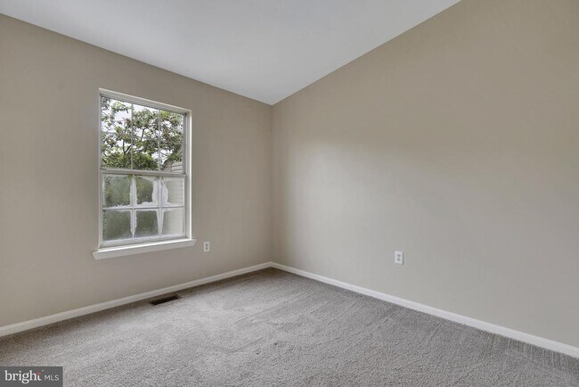 Building Photo - 44030 Gala Cir