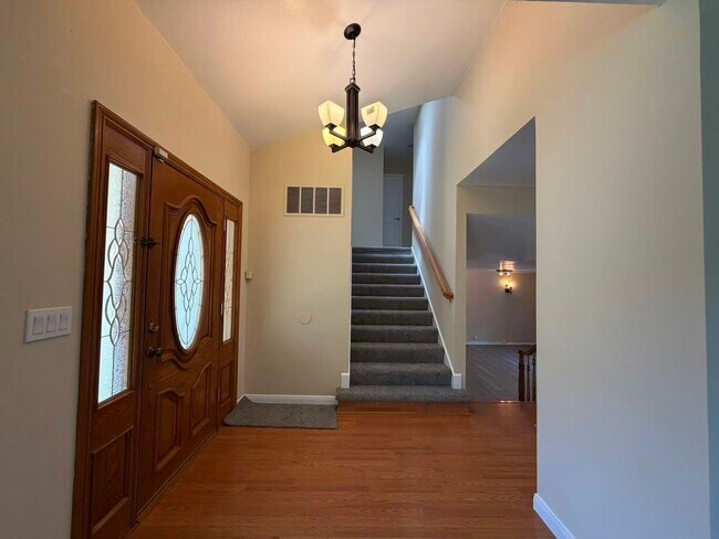 Building Photo - Updated 4BD/2.5BA Concord Home Near Parks, Tennis Courts, Community Amenities