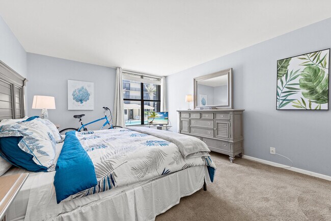 Building Photo - 3610 S Ocean Blvd