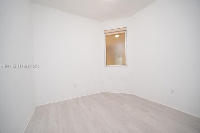 Building Photo - 10885 NW 89th Terrace