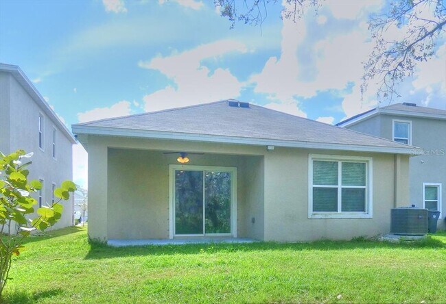 Building Photo - 17014 Oval Rum Dr