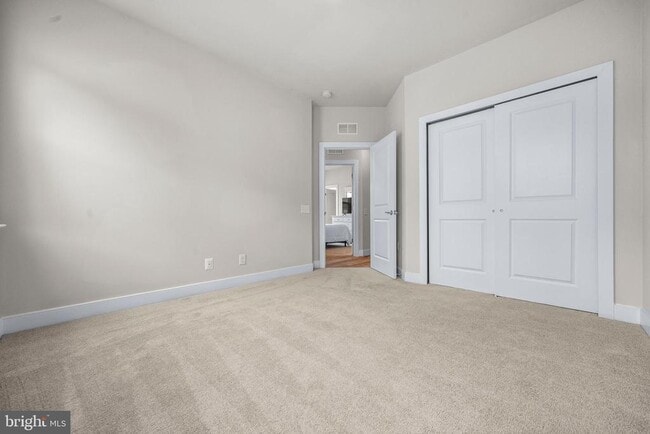 Building Photo - 1814 River Heritage Blvd