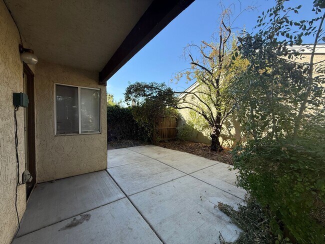 Building Photo - 7007 Sutherland Way