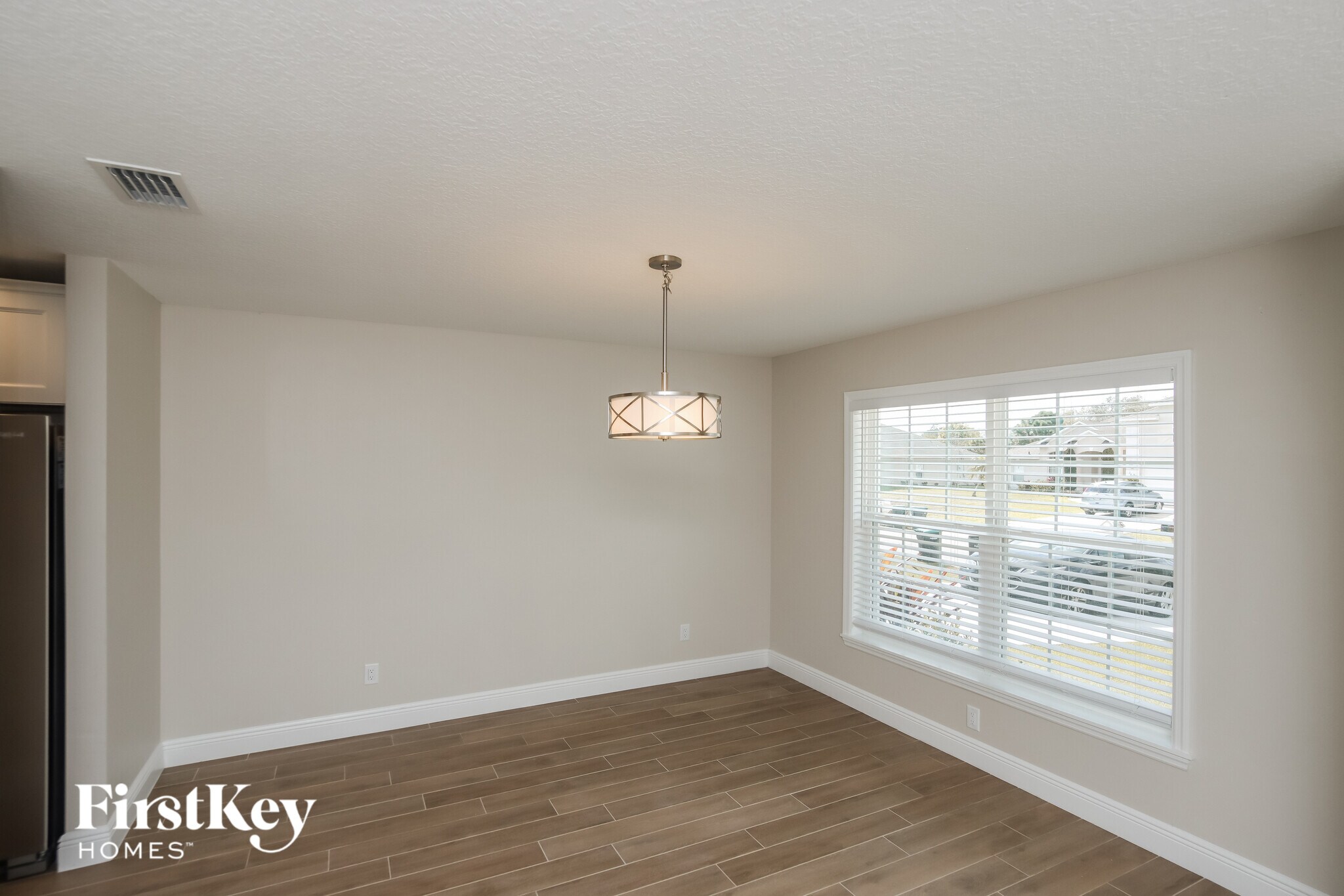 Building Photo - 249 Bordeaux Ave NE