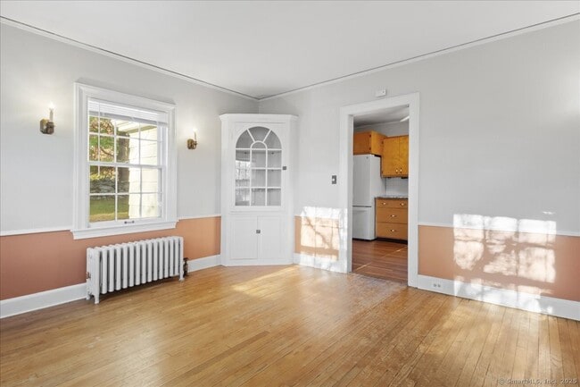 Building Photo - 8 Arlington Heights