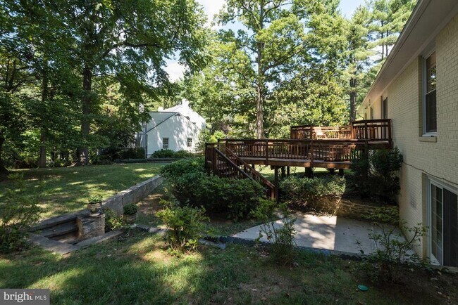 Building Photo - 1 Arrowood Terrace