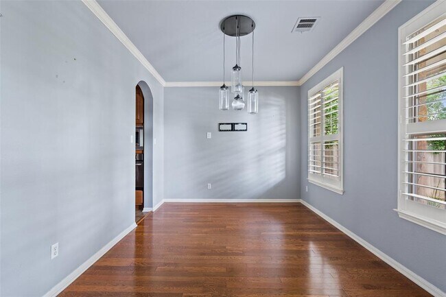 Building Photo - 908 Golden Palomino Ct