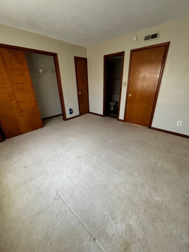 Building Photo - Baldwin Commons