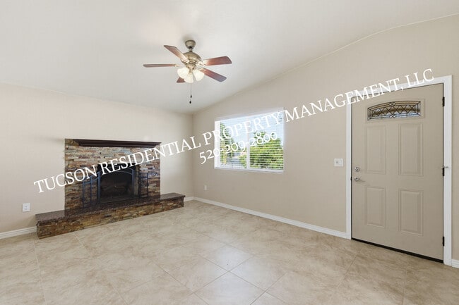 Building Photo - 9712 E Nicaragua Pl