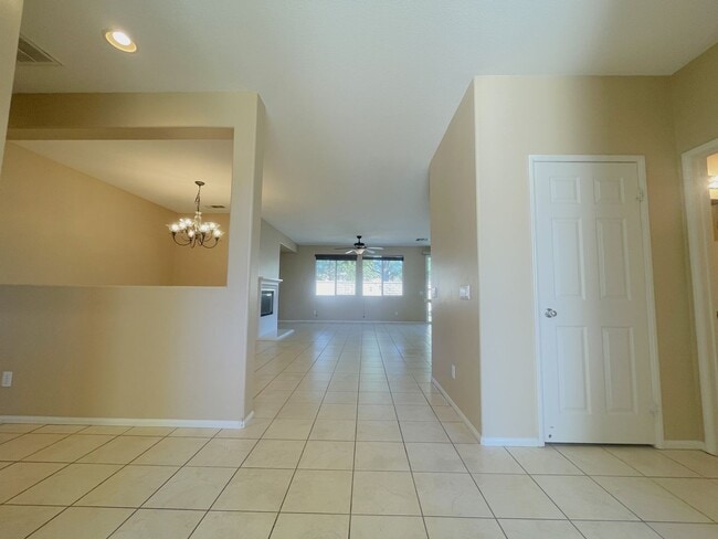 Building Photo - Nice Single-Story 4-Bedroom Home Available in Beaumont!